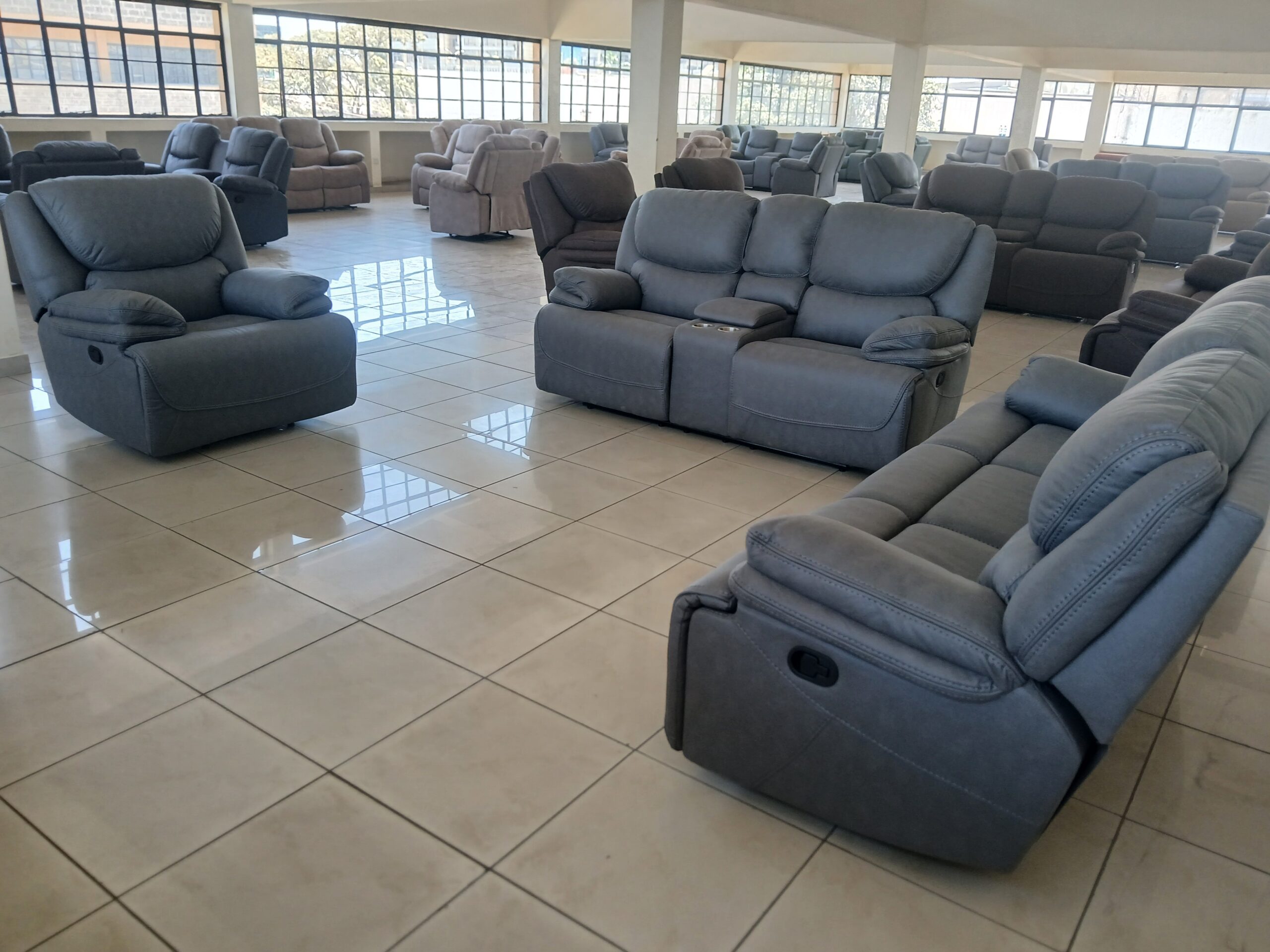 Plush Fabric 6-Seater Recliner Sofa Set. - Image 3